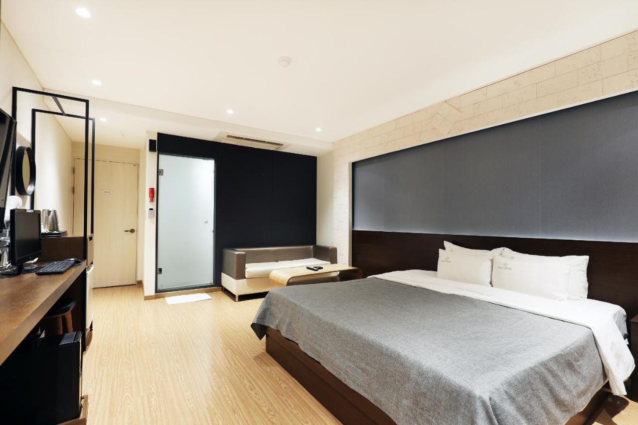 Gloria Hotel Сеонгнам Екстериор снимка