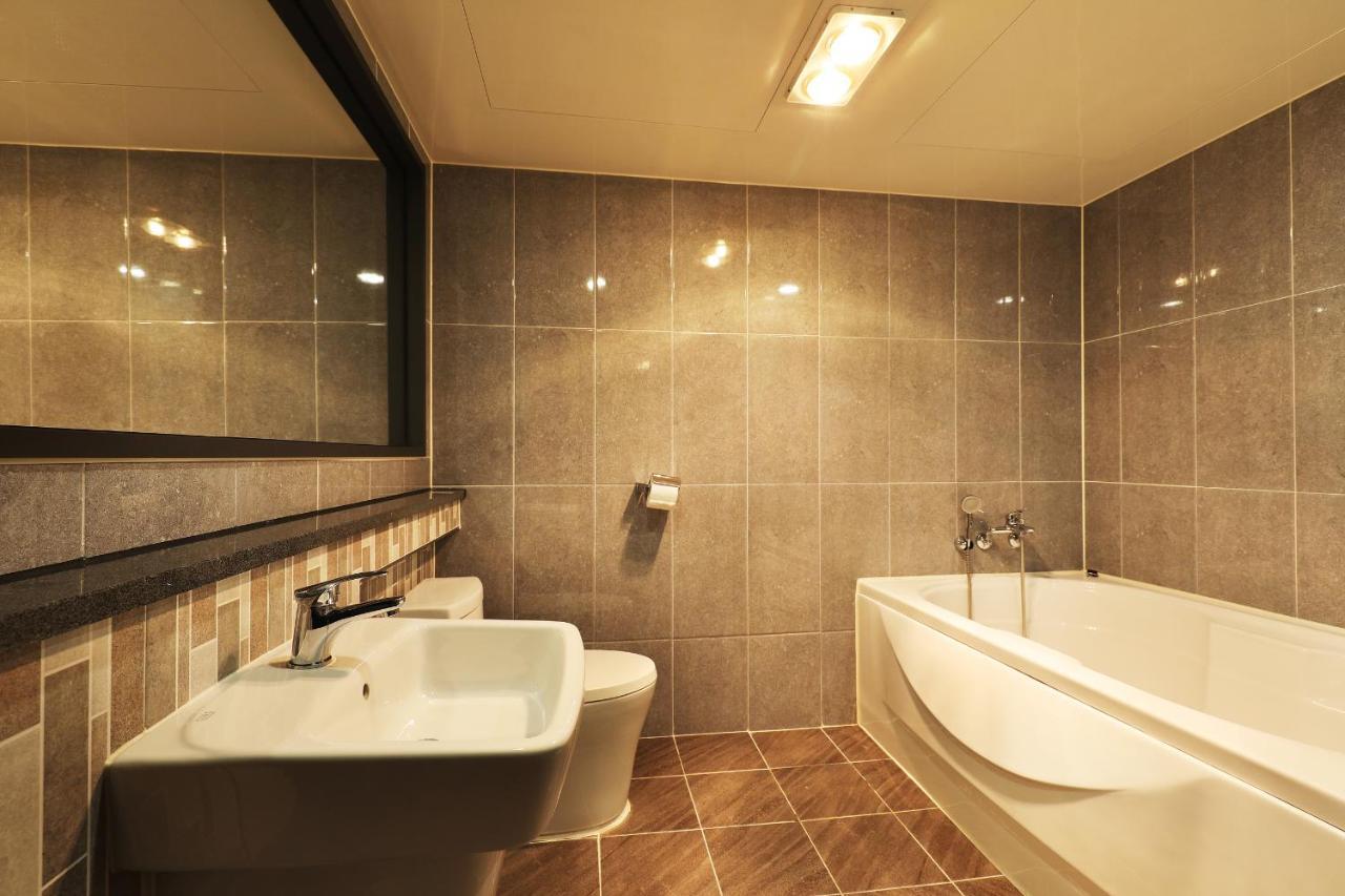 Gloria Hotel Сеонгнам Екстериор снимка