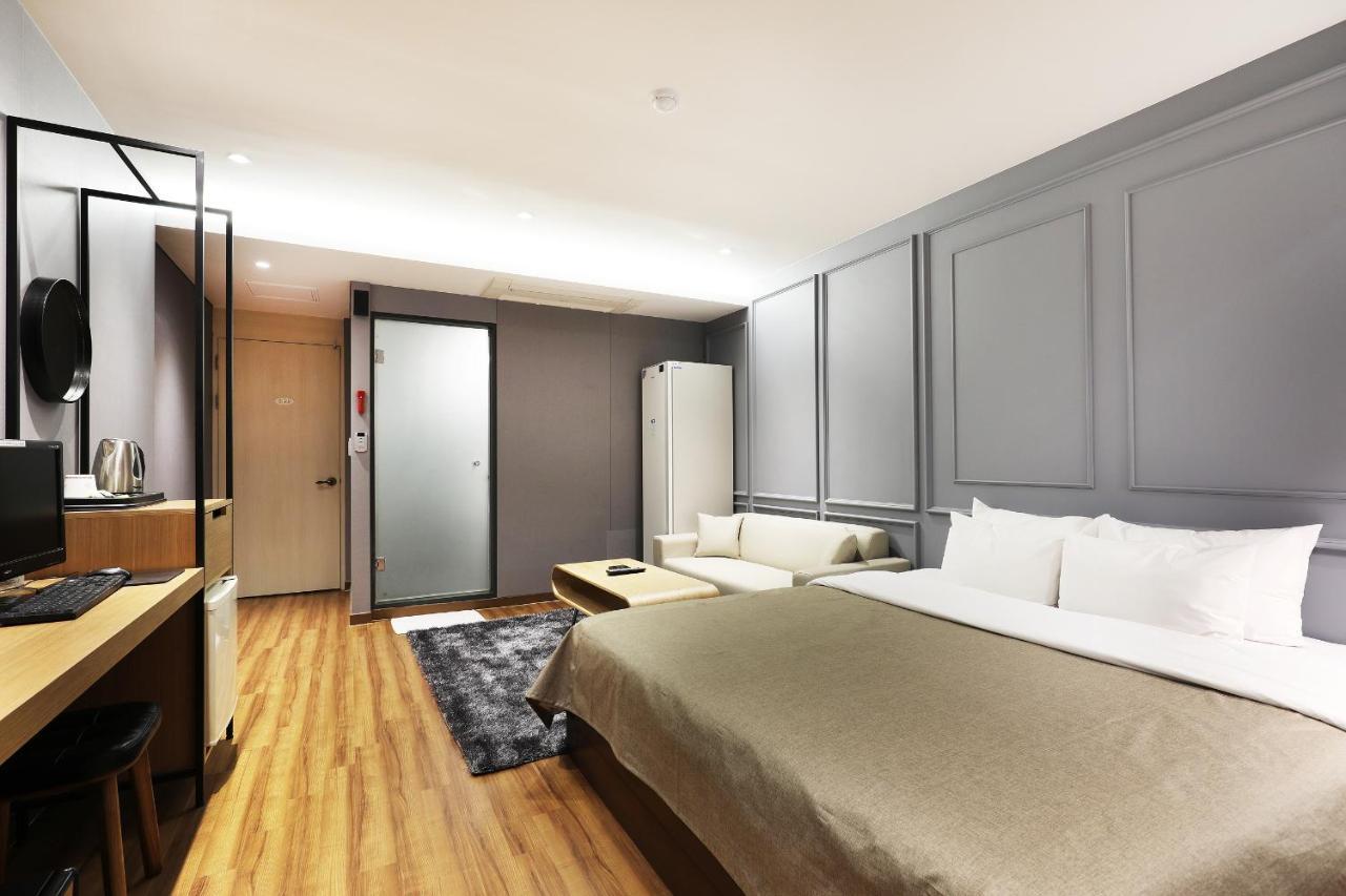 Gloria Hotel Сеонгнам Екстериор снимка