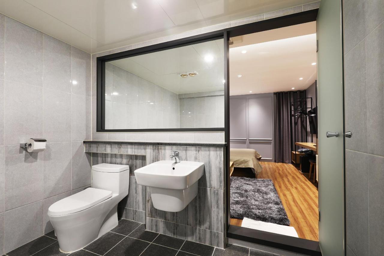 Gloria Hotel Сеонгнам Екстериор снимка