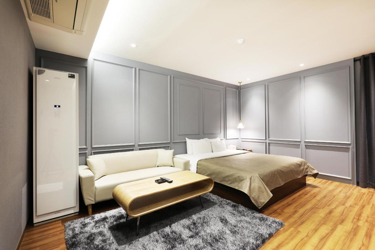 Gloria Hotel Сеонгнам Екстериор снимка