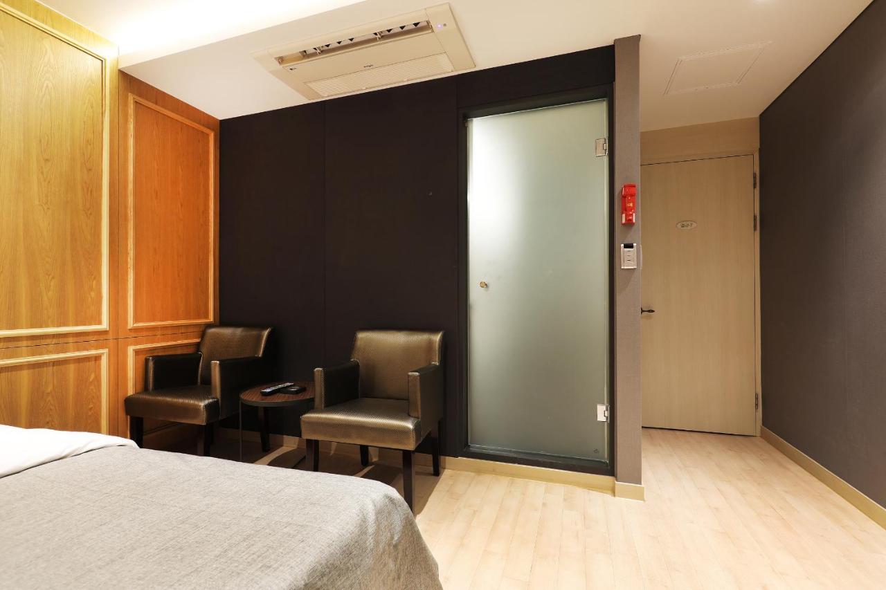 Gloria Hotel Сеонгнам Екстериор снимка