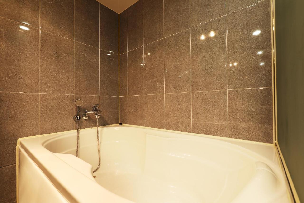 Gloria Hotel Сеонгнам Екстериор снимка